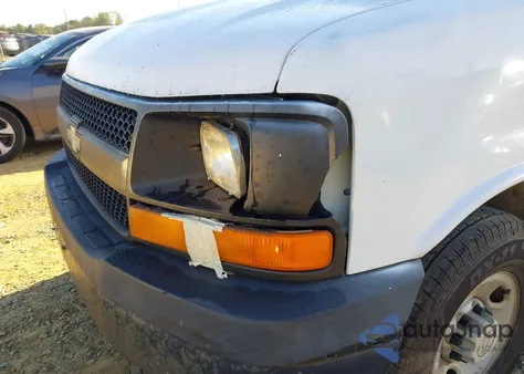 2008 Chevrolet Express Work Van from USA, damaged, VIN 1GCGG29C881141567